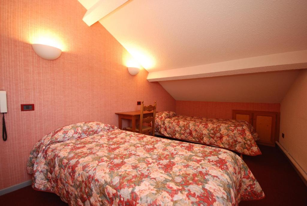 Auberge Du Rochasson Risoul Pokoj fotografie