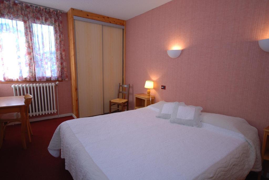 Auberge Du Rochasson Risoul Pokoj fotografie